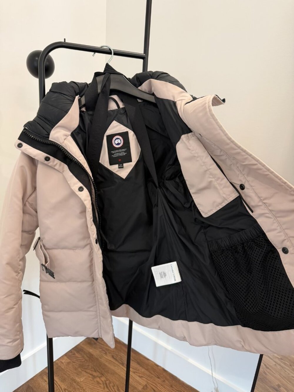 Canada Goose Belted Hooded Down Jacket Beige Black Label Size M